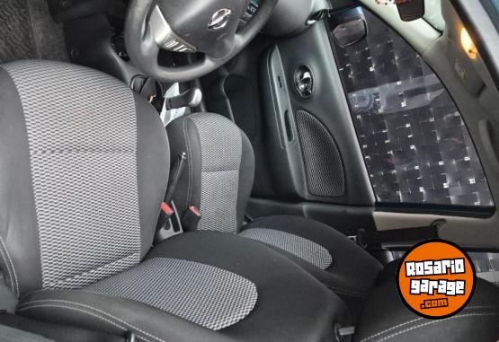 Autos - Nissan March Sense Pure Drive F2 2017 Nafta 96000Km - En Venta