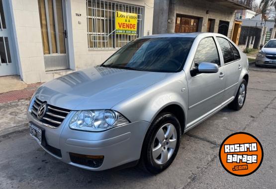 Autos - Volkswagen Bora 2.0 nafta 2011 Nafta 161000Km - En Venta