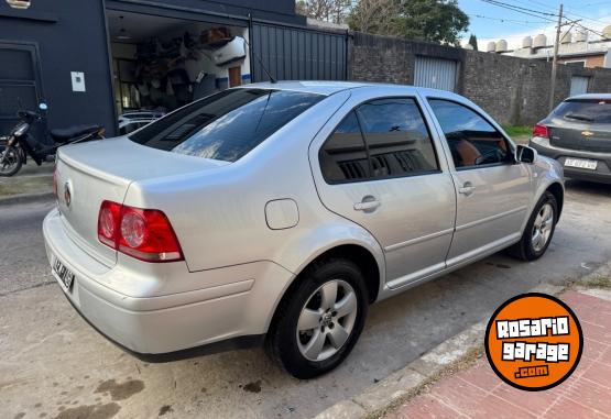 Autos - Volkswagen Bora 2.0 nafta 2011 Nafta 161000Km - En Venta