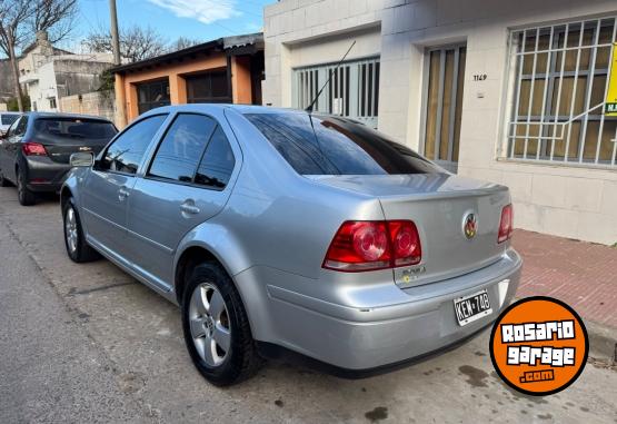 Autos - Volkswagen Bora 2.0 nafta 2011 Nafta 161000Km - En Venta