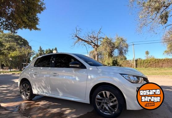 Autos - Peugeot 208 2025 Nafta 20000Km - En Venta