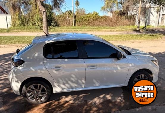 Autos - Peugeot 208 2025 Nafta 20000Km - En Venta