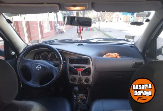 Autos - Fiat PALIO 2005 GNC 200000Km - En Venta