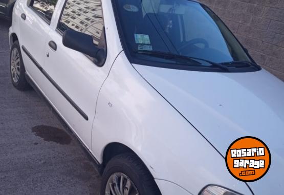 Autos - Fiat PALIO 2005 GNC 200000Km - En Venta
