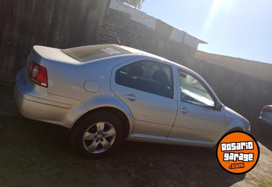 Autos - Volkswagen Bora 2008 GNC 223000Km - En Venta