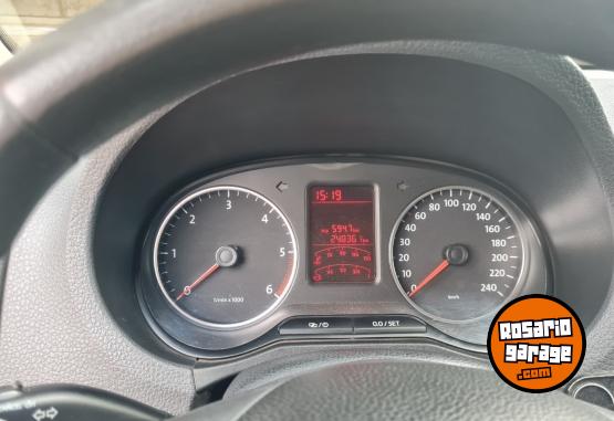 Camionetas - Volkswagen Amarok 2015 Diesel 247000Km - En Venta