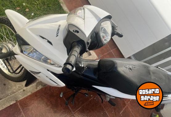 Motos - Honda Wave 2019 Nafta 6600Km - En Venta