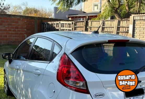 Autos - Ford Fiesta 2013 Nafta 189000Km - En Venta