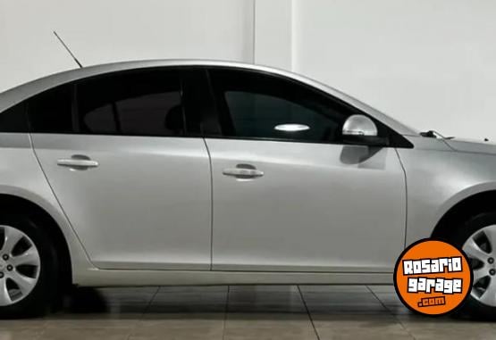 Autos - Ford Cruze 2015 Nafta 140000Km - En Venta