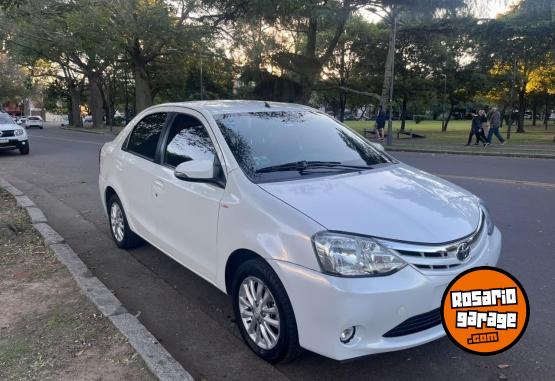 Autos - Toyota Etios  XLS 1.5 Sedan 4p 2016 Nafta 136000Km - En Venta