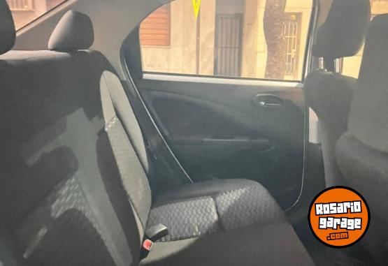 Autos - Toyota Etios  XLS 1.5 Sedan 4p 2016 Nafta 136000Km - En Venta