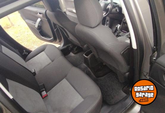 Autos - Peugeot 208 Allure 1.5 touchscree 2014 Nafta 124000Km - En Venta