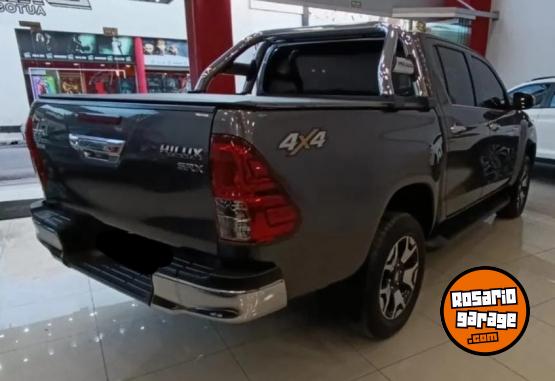 Camionetas - Toyota Hilux 2020 Nafta 82000Km - En Venta