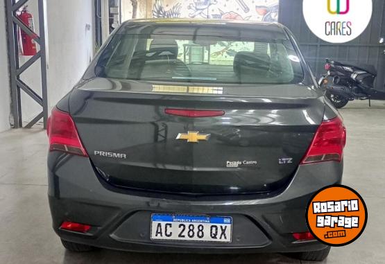 Autos - Chevrolet Prisma 2018 Nafta 122000Km - En Venta