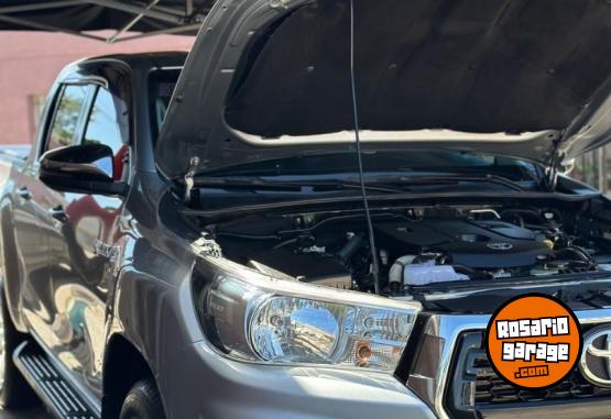 Camionetas - Toyota Hilux 2019 Diesel 120000Km - En Venta