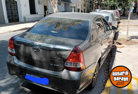 Autos - Toyota Etios 2018 Nafta 51000Km - En Venta