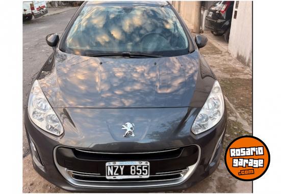 Autos - Peugeot 308 2014 Nafta 140000Km - En Venta