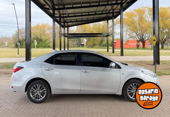 Autos - Toyota Corolla 2017 GNC 100000Km - En Venta