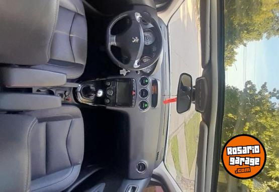 Autos - Peugeot 308 Feline 2016 Nafta 130000Km - En Venta