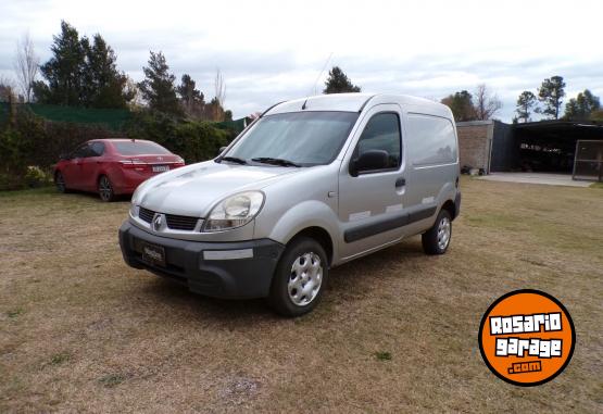 Utilitarios - Renault kangoo furgon 2012 Nafta 240000Km - En Venta