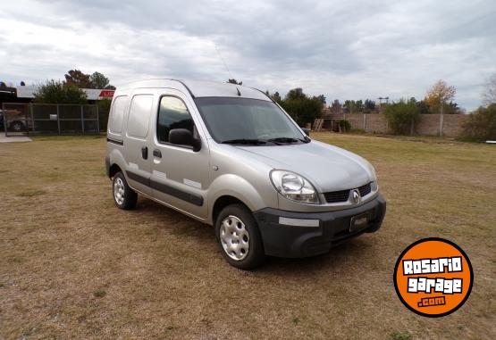 Utilitarios - Renault kangoo furgon 2012 Nafta 240000Km - En Venta