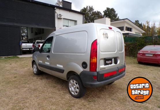 Utilitarios - Renault kangoo furgon 2012 Nafta 240000Km - En Venta