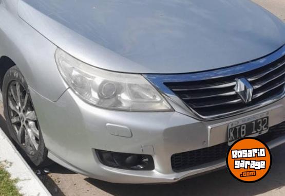 Autos - Renault Sedan 4 puertas 2012 Nafta 199900Km - En Venta