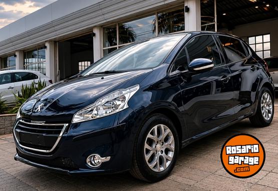 Autos - Peugeot 208 Allure Touch 2015 Nafta 110000Km - En Venta