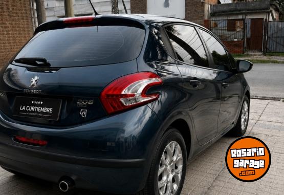 Autos - Peugeot 208 Allure Touch 2015 Nafta 110000Km - En Venta