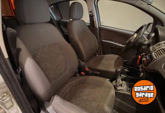 Autos - Fiat Palio attractive 2017 Nafta 86000Km - En Venta