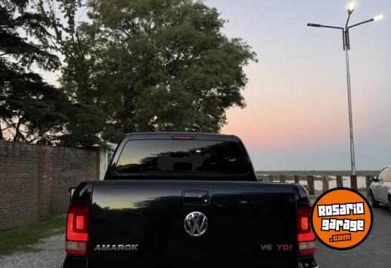 Camionetas - Volkswagen AMAROK V6 HIGHLINE 2018 Diesel 195000Km - En Venta