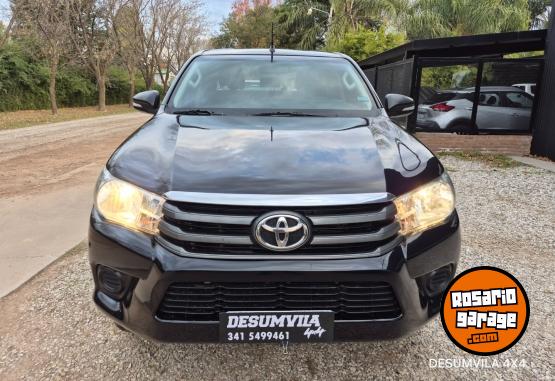 Camionetas - Toyota HILUX SR 2016 Diesel 250000Km - En Venta
