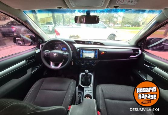 Camionetas - Toyota HILUX SR 2016 Diesel 250000Km - En Venta