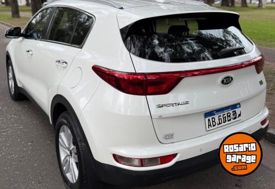 Camionetas - Kia Sportage ex 2.0 cuero 2017 Nafta 134500Km - En Venta