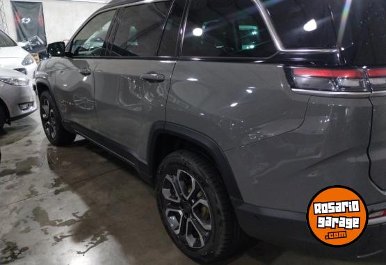 Camionetas - Jeep Commander td 2022 Diesel 80000Km - En Venta