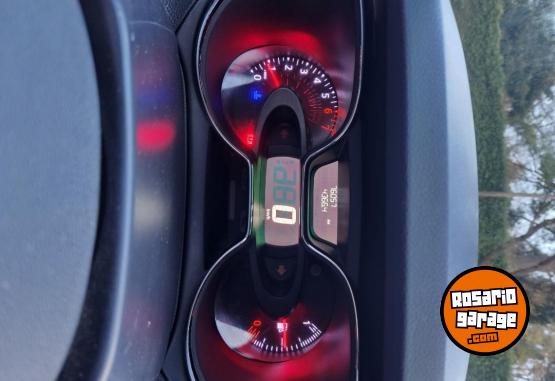 Autos - Renault Captur 2018 Nafta 76000Km - En Venta