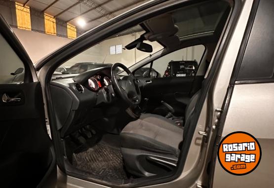 Autos - Peugeot 308 2013 Nafta 92000Km - En Venta