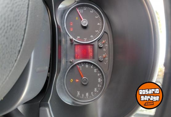Autos - Volkswagen Gol trend 2015 Nafta 106000Km - En Venta