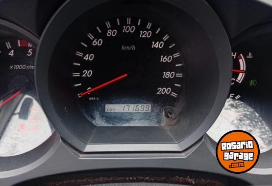 Camionetas - Toyota Hilux srv 2009 Diesel 173000Km - En Venta