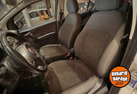 Autos - Fiat PALIO ATTRACTIVE 2017 Nafta 86000Km - En Venta