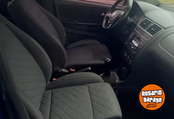 Autos - Volkswagen Suran 2016 Nafta 250000Km - En Venta