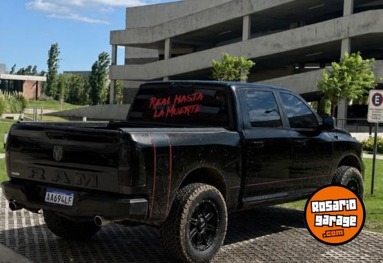 Camionetas - Dodge RAM1500 2016 Nafta 117000Km - En Venta