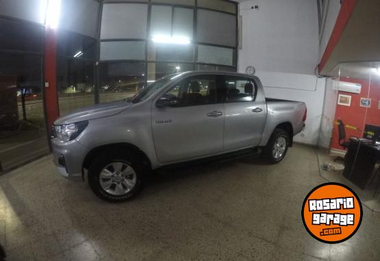 Camionetas - Toyota Hilux SR 2.4TDI 2019 Diesel - En Venta