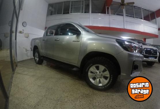 Camionetas - Toyota Hilux SR 2.4TDI 2019 Diesel - En Venta