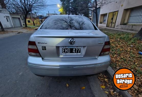 Autos - Volkswagen Bora 2004 Diesel 202000Km - En Venta