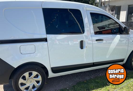 Utilitarios - Renault Kangoo 2024 Nafta 59000Km - En Venta