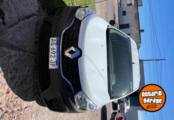 Utilitarios - Renault Kangoo 2024 Nafta 59000Km - En Venta