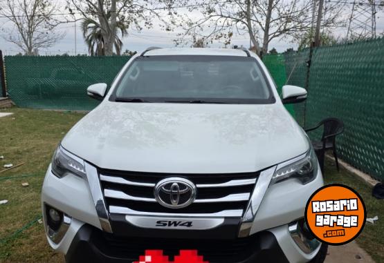 Autos - Toyota Toyota  SW4 2017 Diesel 121600Km - En Venta