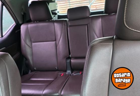 Autos - Toyota Toyota  SW4 2017 Diesel 121600Km - En Venta