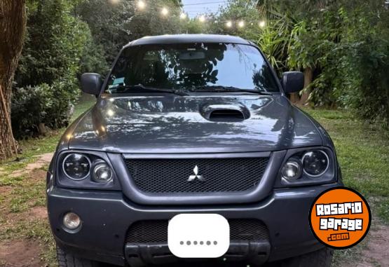 Camionetas - Mitsubishi L200 2005 Diesel 239000Km - En Venta